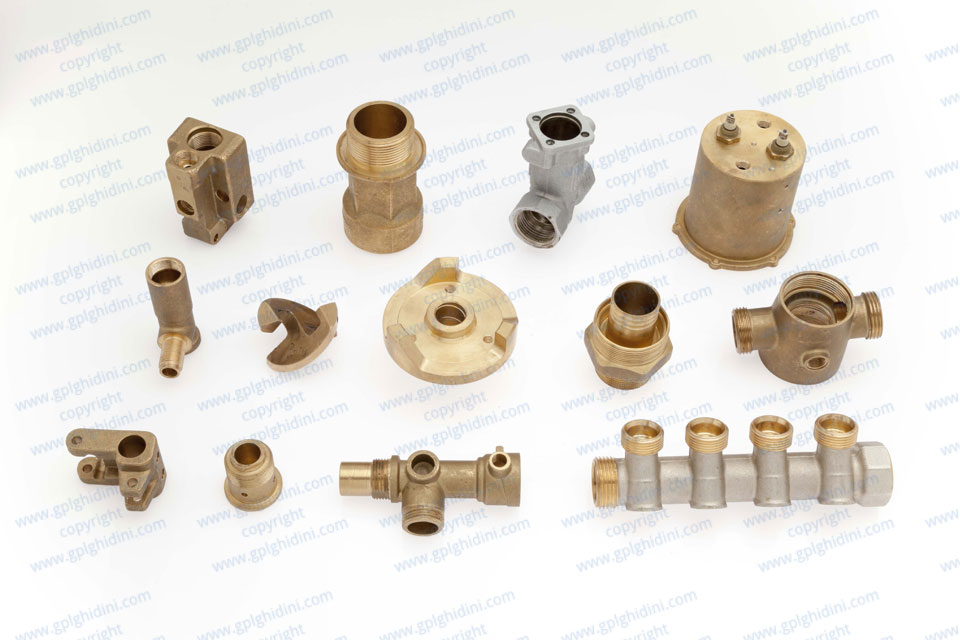 Valves and manifolds