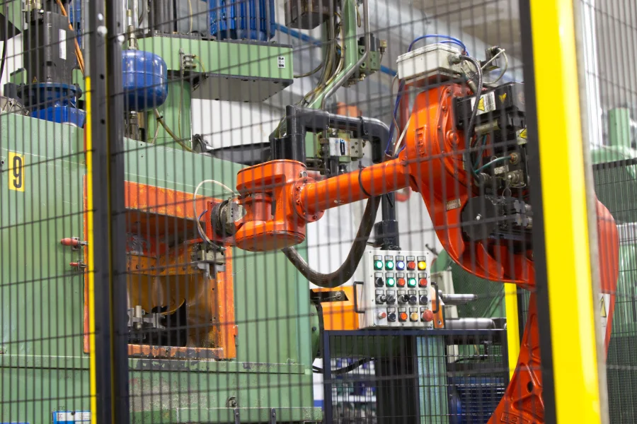 lavorazioni meccaniche sei